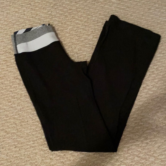 Lululemon yoga pants - Picture 1 of 1
